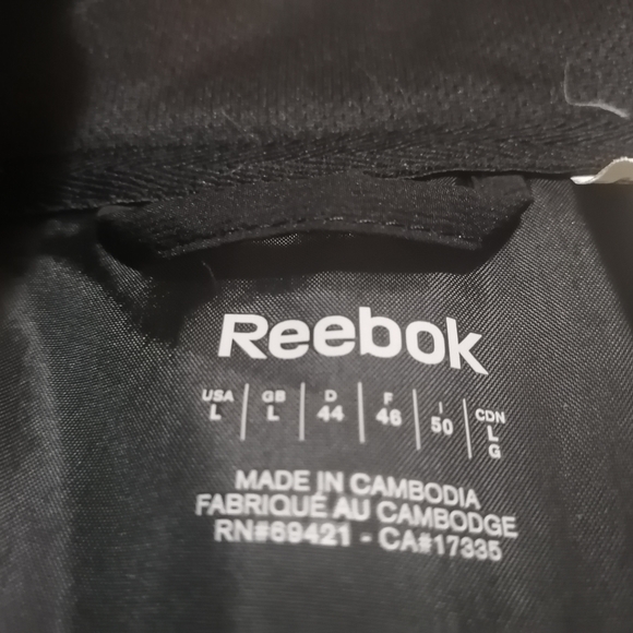 Reebok ladies zip-up jacket - Picture 3 of 8